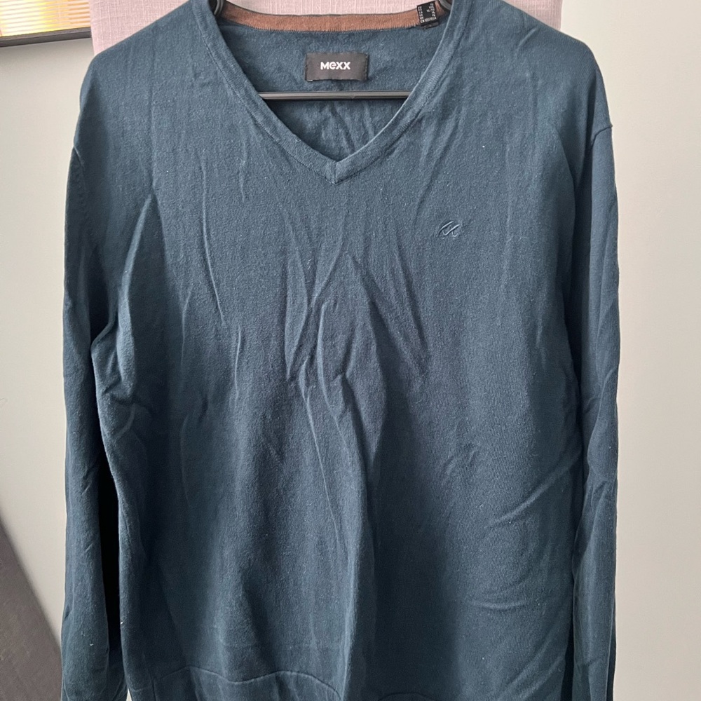 Mexx men v-neck sweater, size XL
